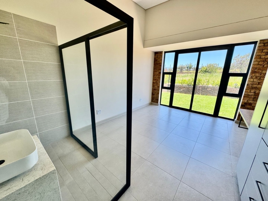 3 Bedroom Property for Sale in Helderzicht Eco Estate North West